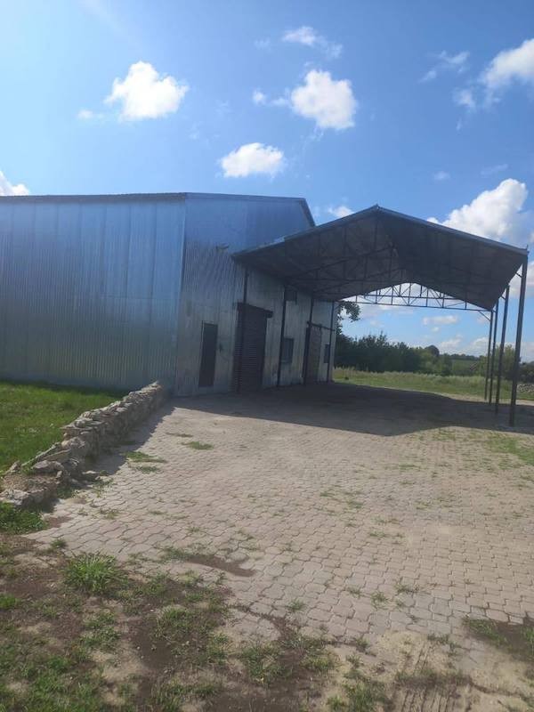 Продам склад для зберігання зерна  1600 м кв 